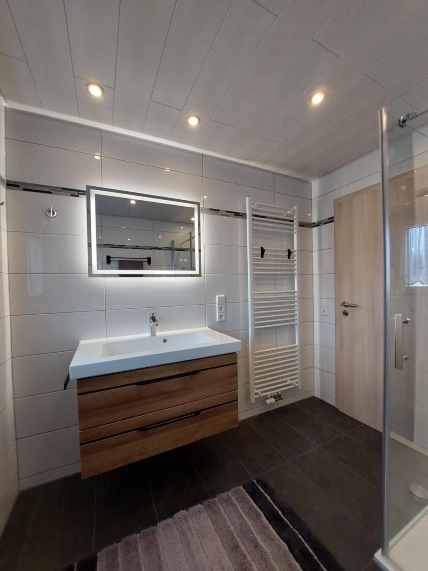 Moderne Ferienwohnung - Neu Renoviert - Ruhige Lage Вальдахталь Екстер'єр фото